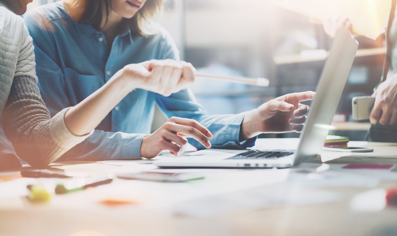 business trabajadores ordenador empleo Internet recurso bbva business trabajadores ordenador empleo Internet recurso bbva