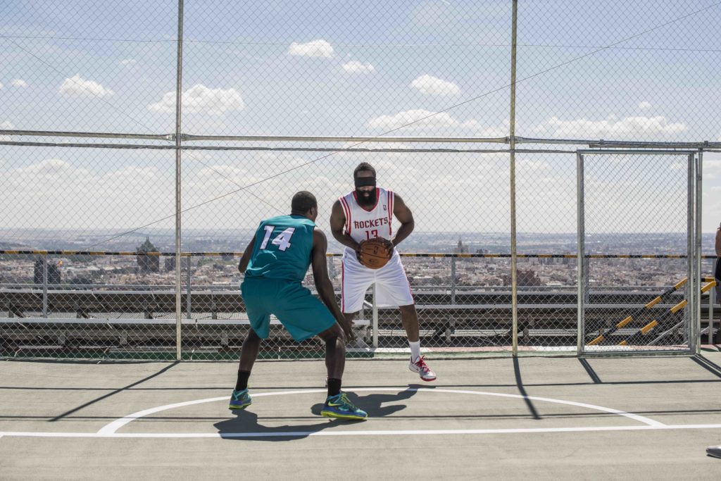 Fotografía de Kevin Durant y James Harden durante el BBVA Challenge Fotografía de Kevin Durant y James Harden durante el BBVA Challenge