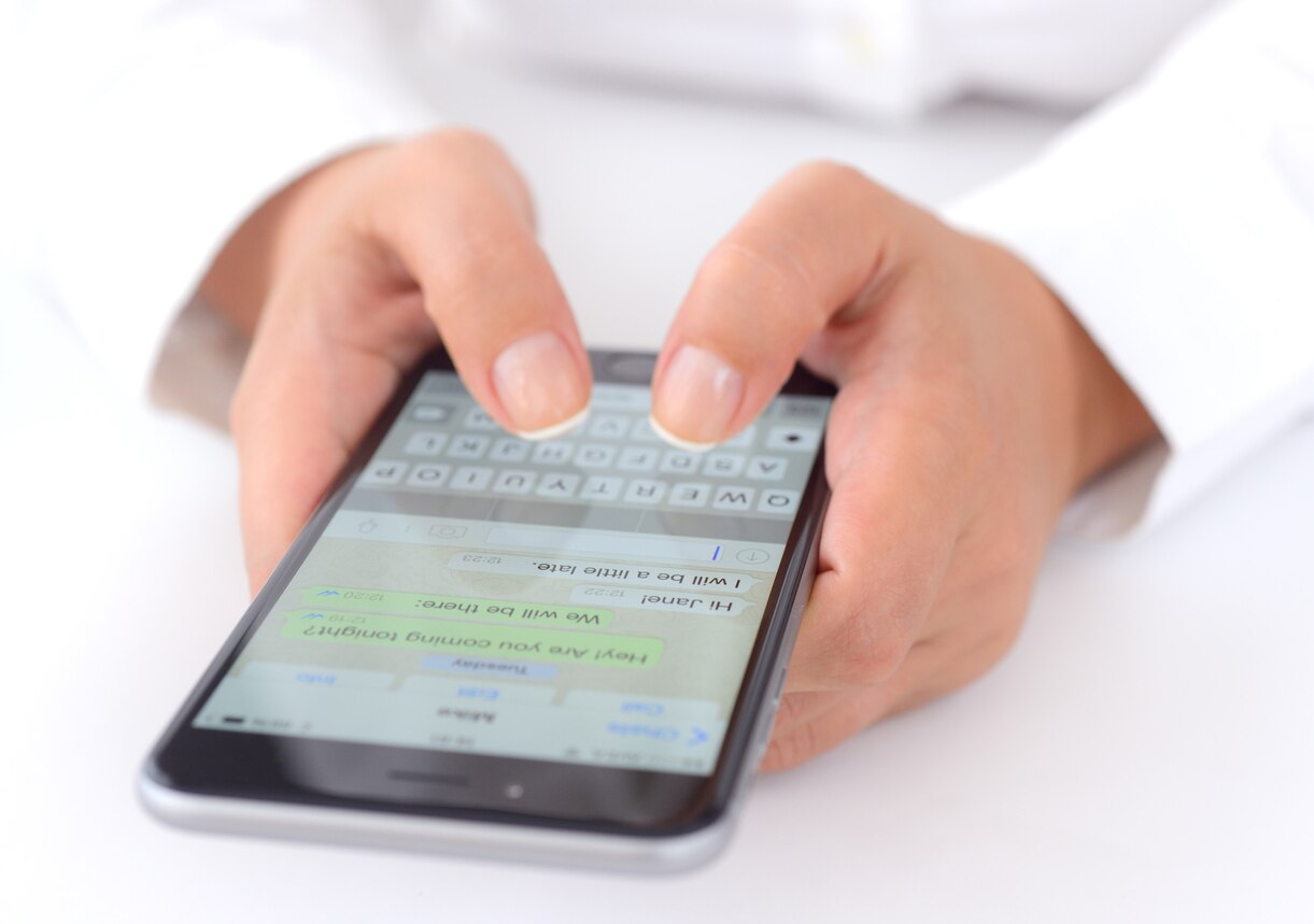 smartphone-movil-app-recurso-bbva smartphone-movil-app-recurso-bbva