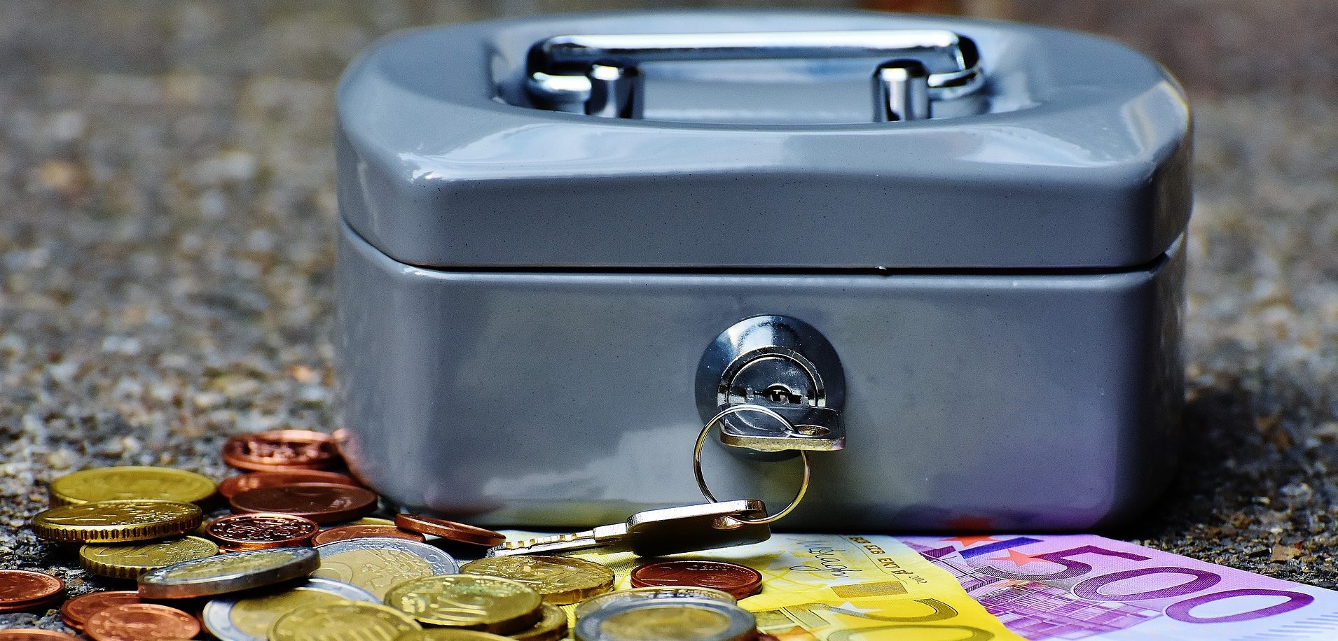 dinero caja monedas RECURSO dinero caja monedas RECURSO