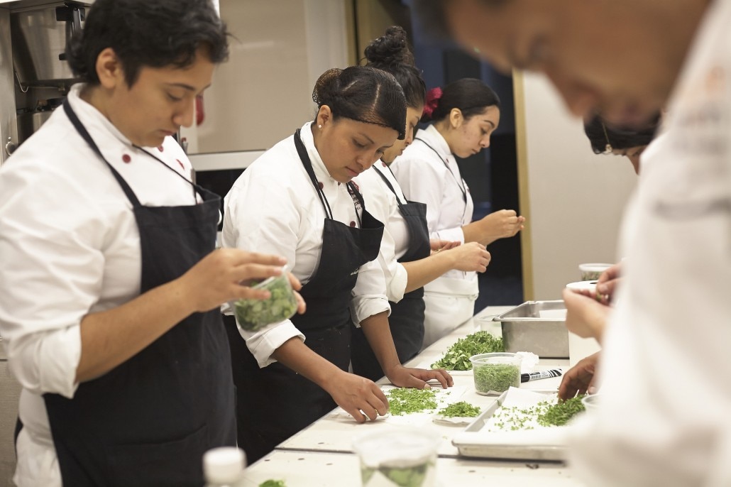 La cocina de los hermanos Roca durante la Gira BBVA - El Celler de Can Roca La cocina de los hermanos Roca durante la Gira BBVA - El Celler de Can Roca