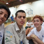 Fotografía de Adrián Rincón con otros compañeros durante unas actividades con trainers paralímpicos en Ruta BBVA