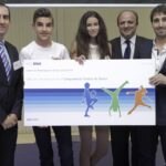 Fotografía de los ganadores de la V edición del premio Valores del Futuro BBVA