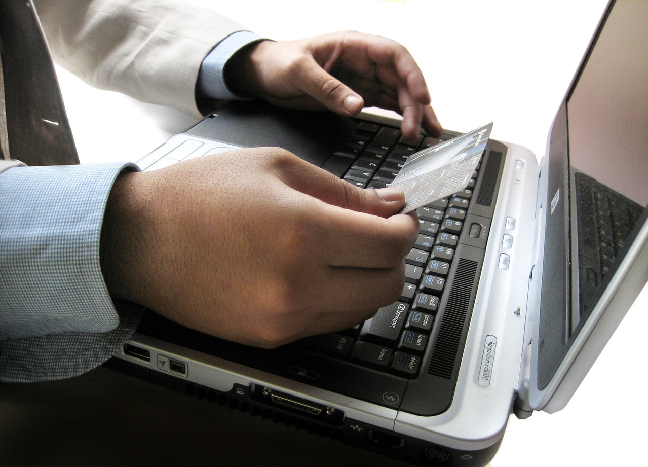 comprar por internet recurso shopping compras rebajas ecommerce