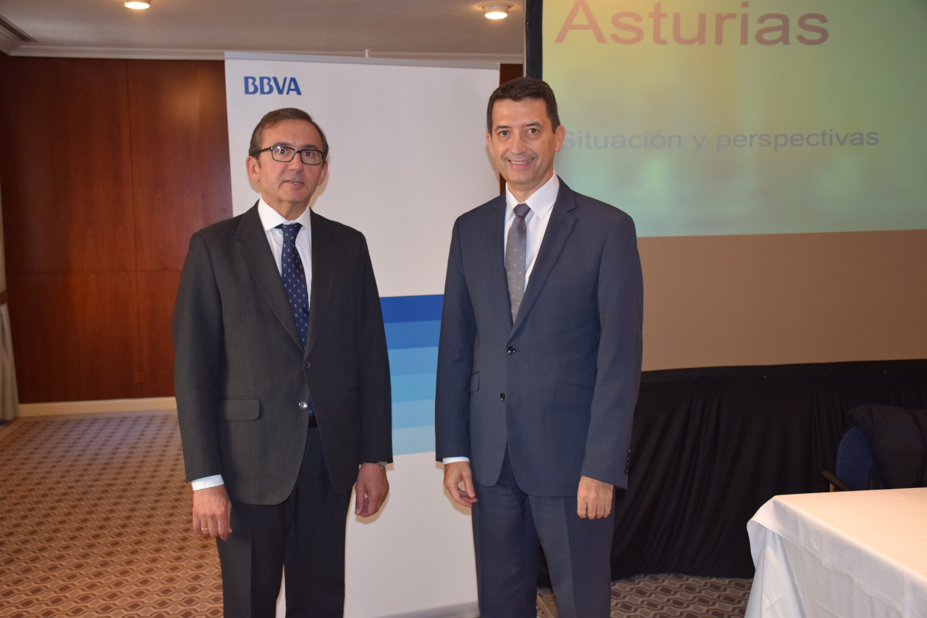 Fotografía de Rafael Doménech y Juan Carlos Hidalgo Guzmán, director de la Territorial Noroeste de BBVA Fotografía de Rafael Doménech y Juan Carlos Hidalgo Guzmán, director de la Territorial Noroeste de BBVA