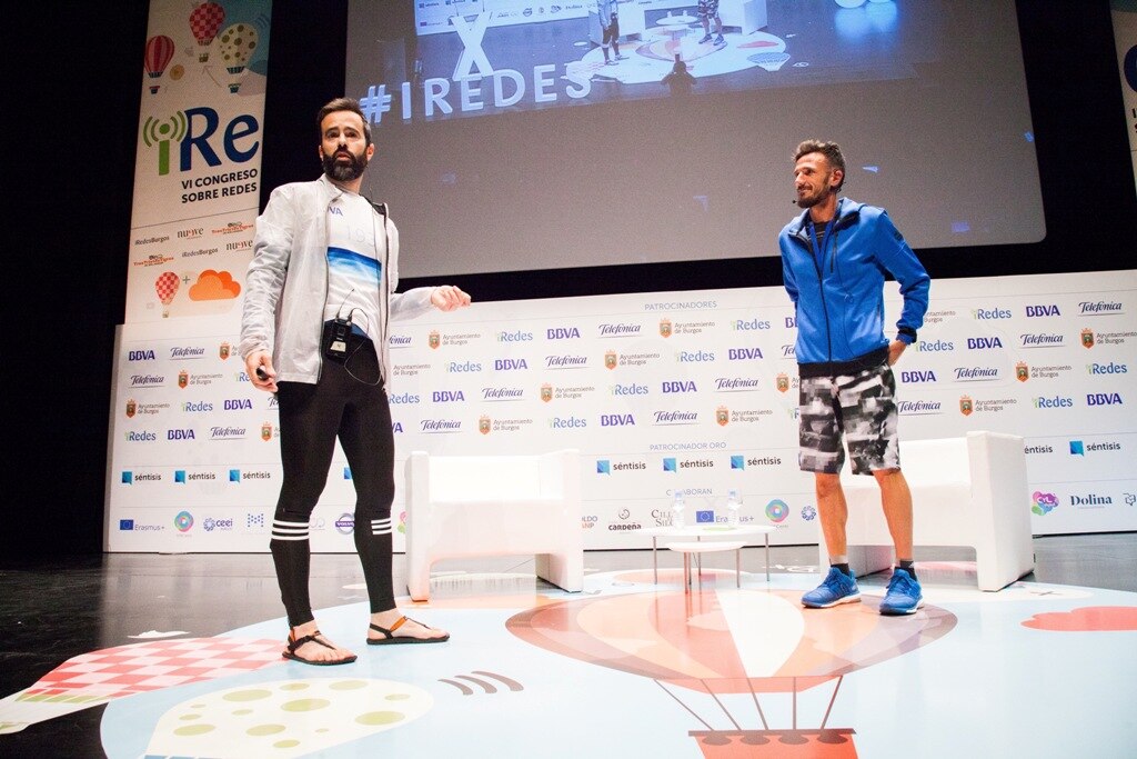 Chema Martínez durante su ponencia en iRedes #nopiensescorre
