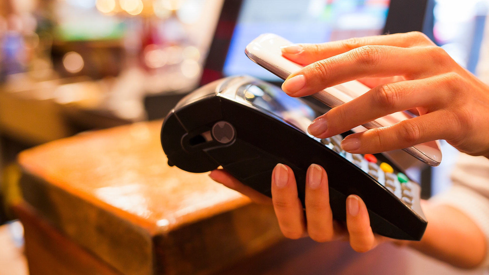 Recursos BBVA medios de pago movil banca digital