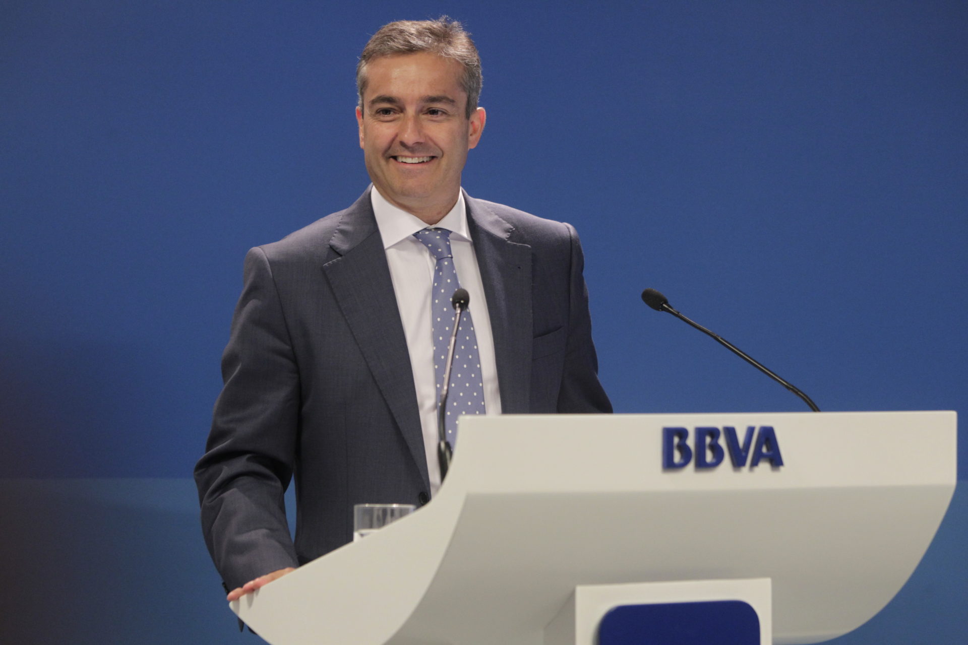 angel-cano-consejero-delegado-de-bbva-durante-la-presentacion-de-los-resultados-del-grupo-del-1er-semestre-de-2011