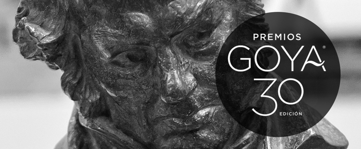 La estatuilla de los premios Goya de la Academia del Cine en España. Latinoamérica. Películas Fotografía de la estatuilla de los Goya. BBVA