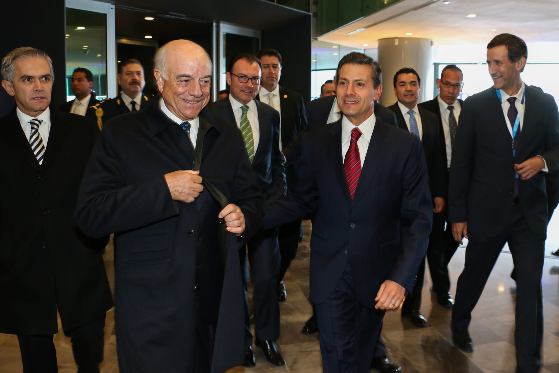 Francisco Gonzalez Y El Presidente De Mexico Enrique Pena Nieto Inauguran La Torre Bbva Bancomer En Ciudad De Mexico Bbva