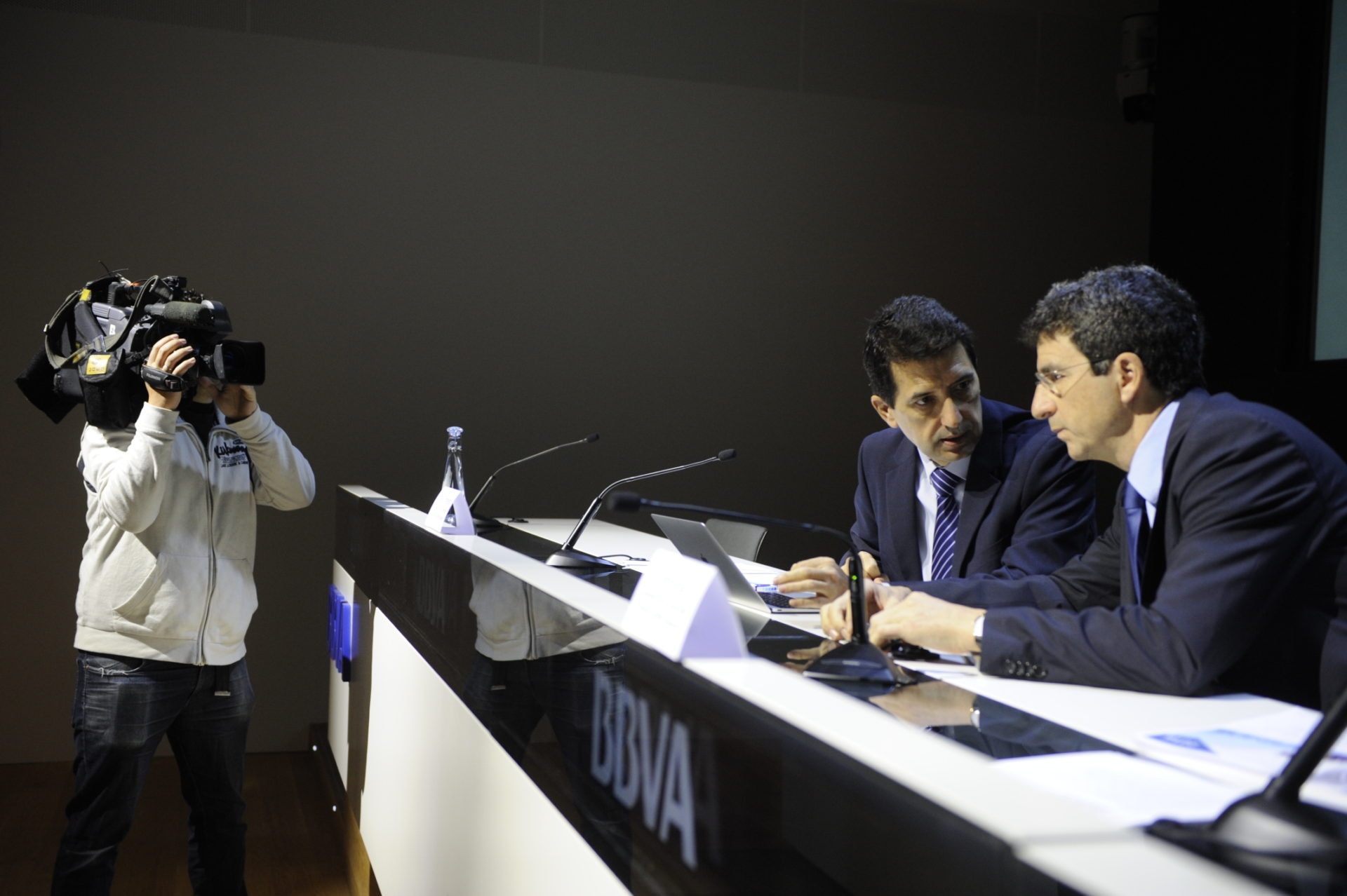 Jorge Sicilia, economista jefe del Grupo BBVA, y Rafael Doménech, economista jefe de Economías Desarrolladas de BBVA Research