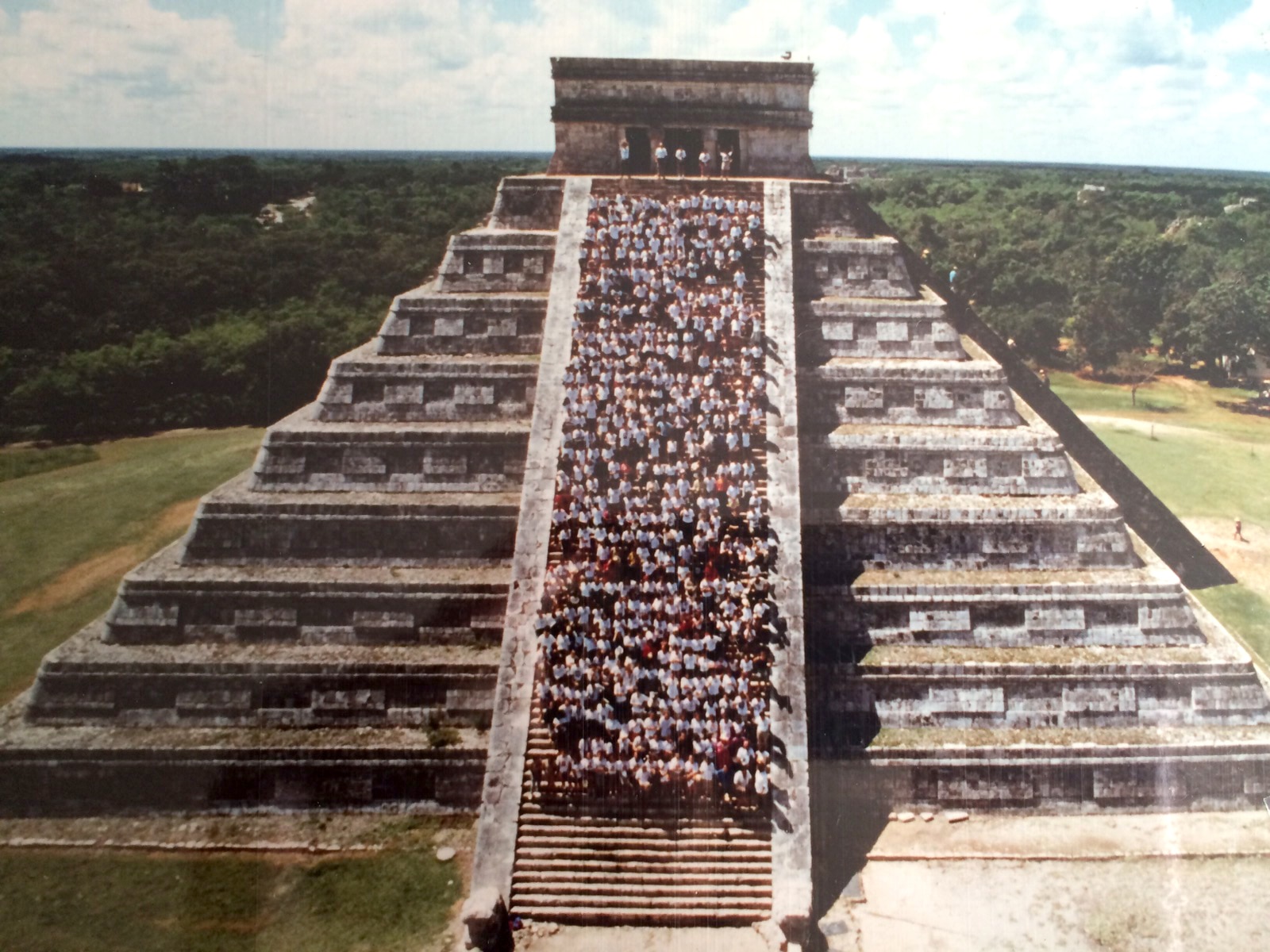 Fotografía: Expedición 1990: Rumbo al Mundo Maya (Chichén Itzá, México)