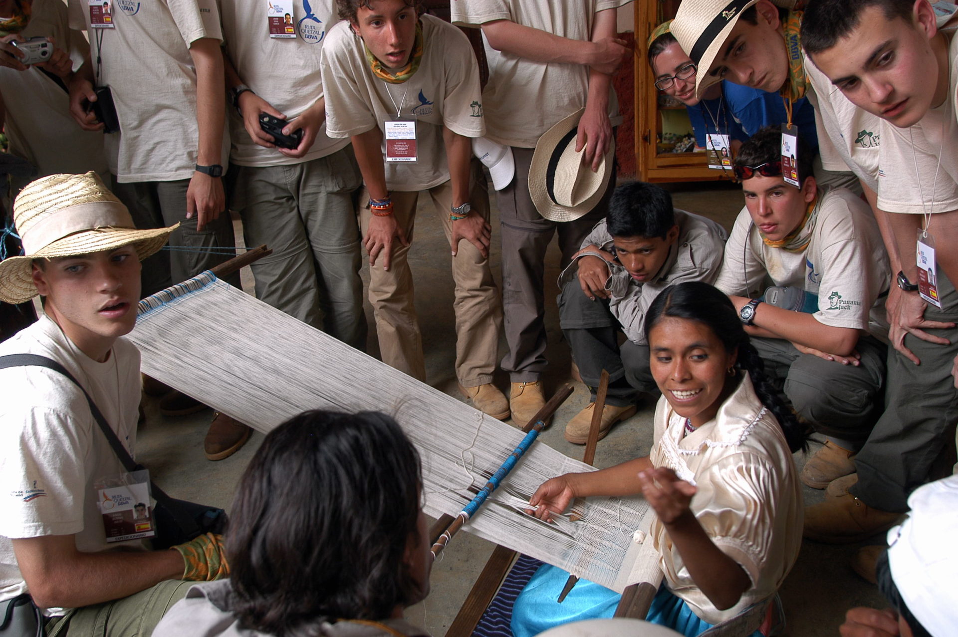 Fotografía: Expedición 2004: Pueblo de Angahuan y la comunidad indígena de Purepecha (Michoacán, México)