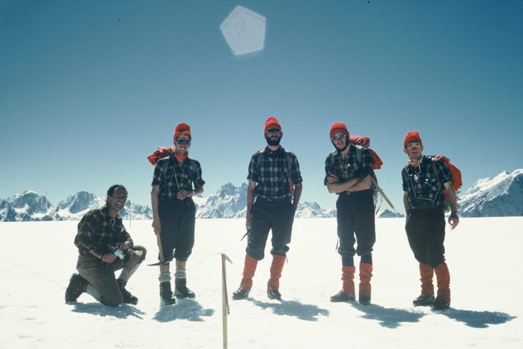 Carlos Soria durante la Expedición al Elbrus 1968 Fotografia: Carlos Soria durante la Expedición al Elbrus 1968