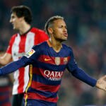 Neymar celebra un gol frente al Athletic en el estadio del Camp Nou