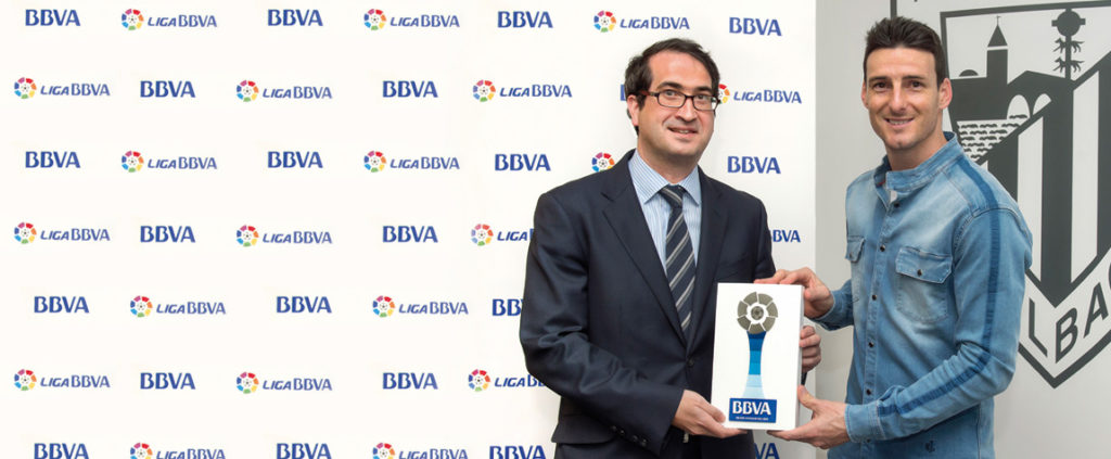Aduriz, 'Premio BBVA' al Mejor Jugador de la Liga BBVA en el mes de marzo Aduriz, 'Premio BBVA' al Mejor Jugador de la Liga BBVA en el mes de marzo