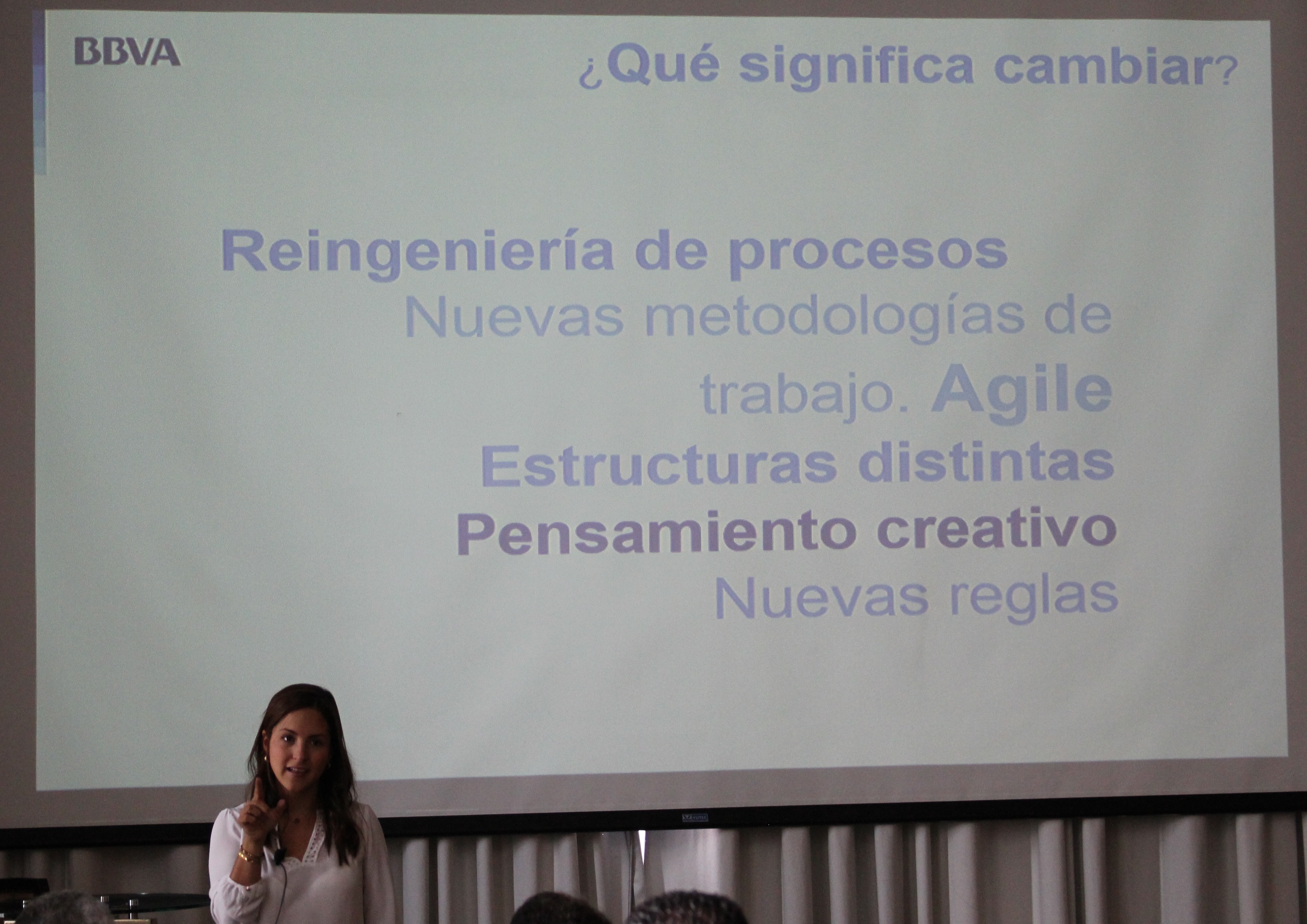 Adriana Arismendi, gerente de Banca Digital de BBVA Colombia y los cambios digitales experimentados por la entidad. Adriana Arismendi, gerente de Banca Digital de BBVA Colombia.