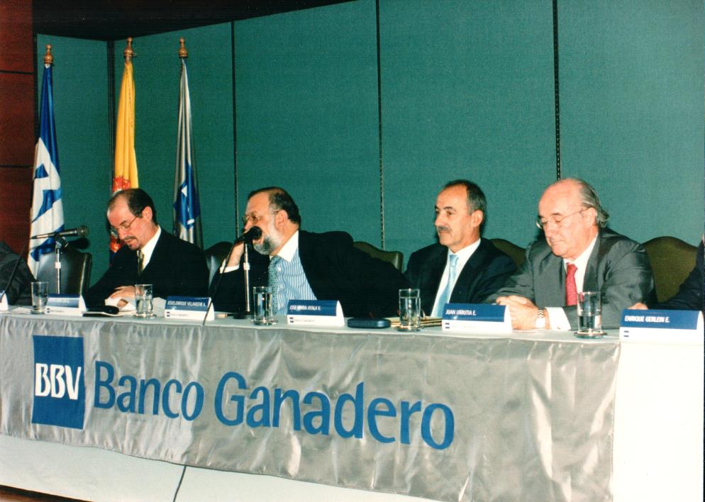 Imagen de BBVA Colombia Asamblea de 1998 del 7 de octubre. José María Ayala y Jesús Enrique Villamizar