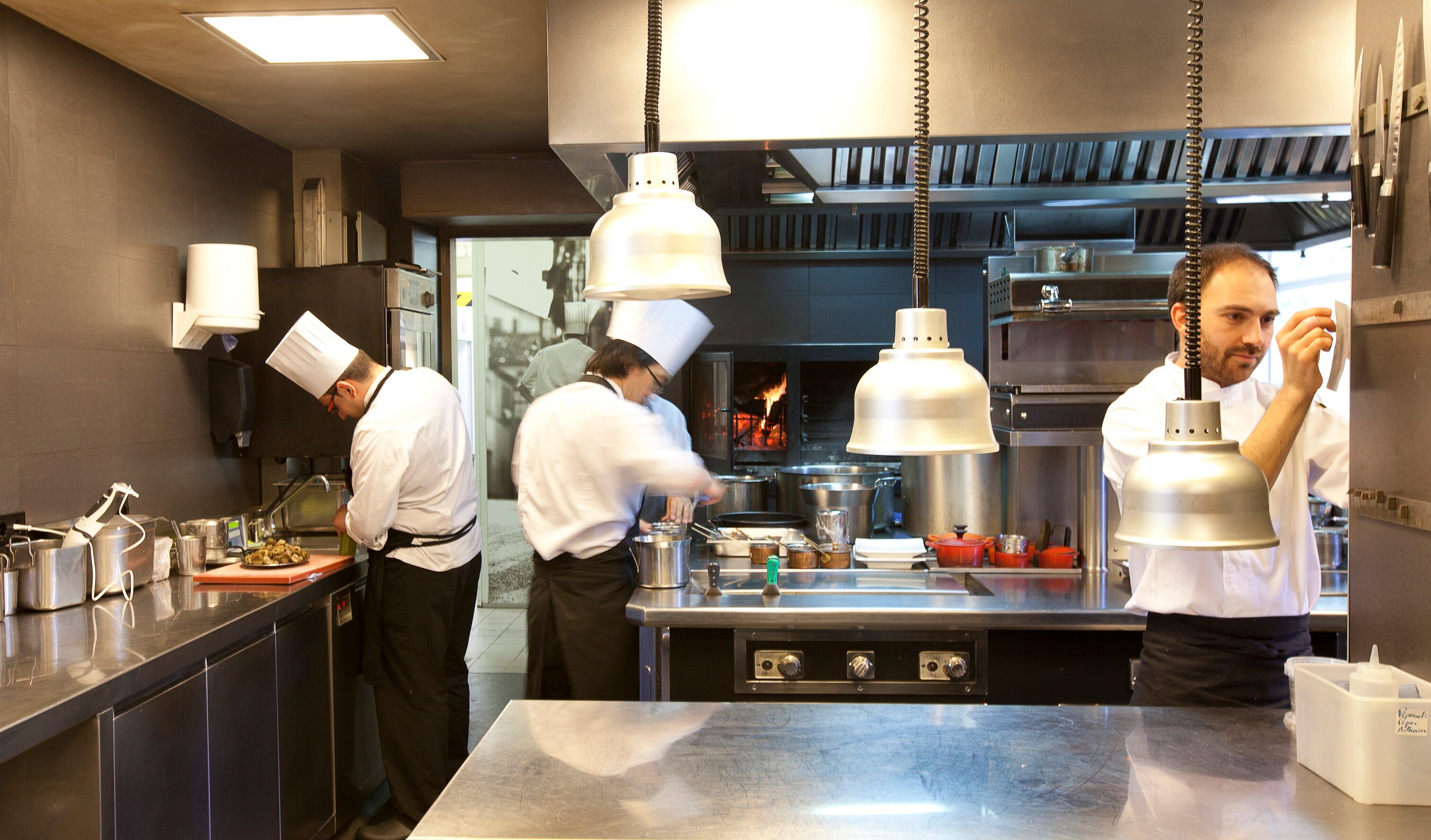 La cocina de El Celler de Can Roca Fotografía de la cocina de El Celler de Can Roca