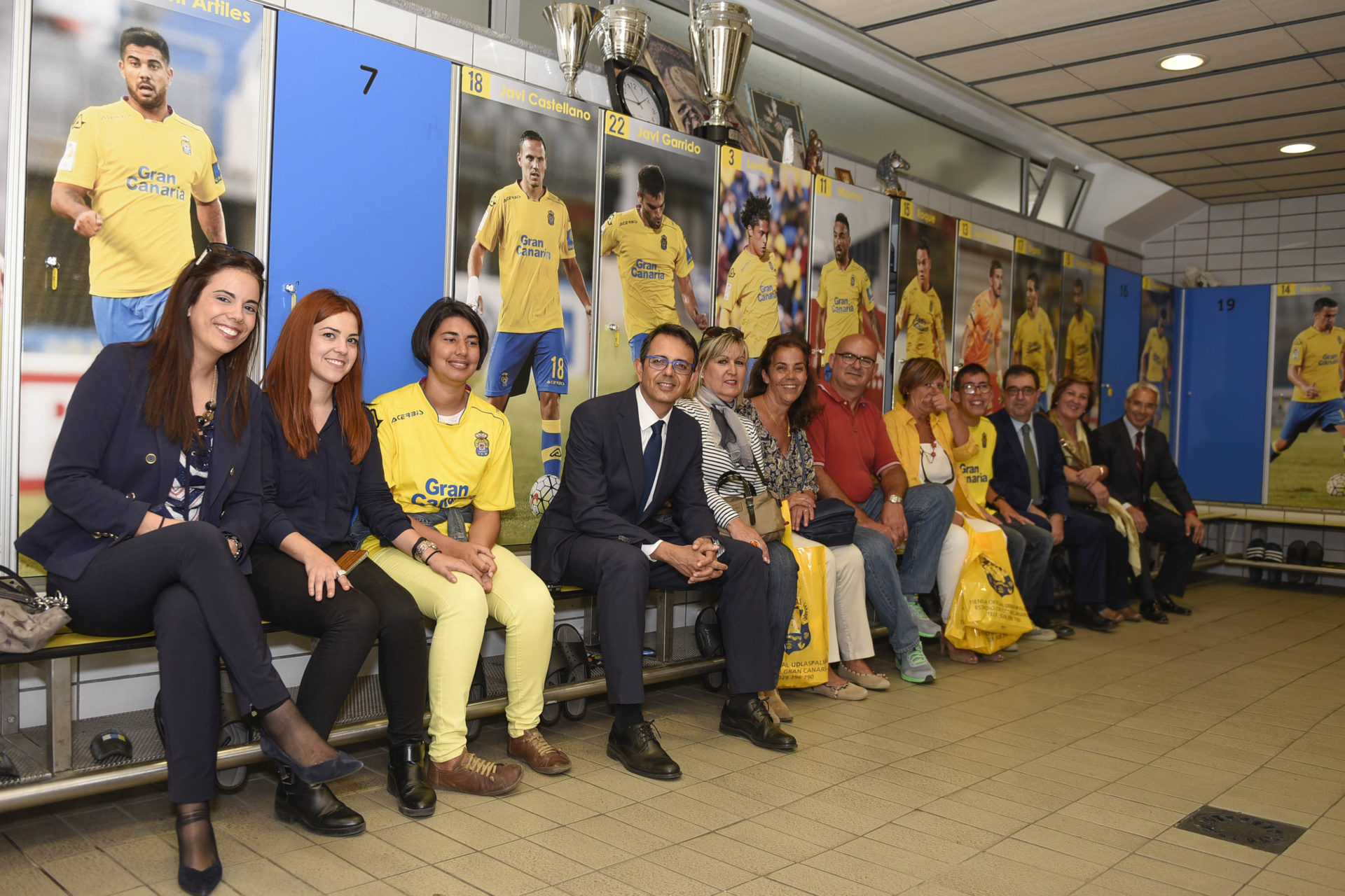 Recorrido por el estadio Gran canaria de la Fundación APAELP y BBVA