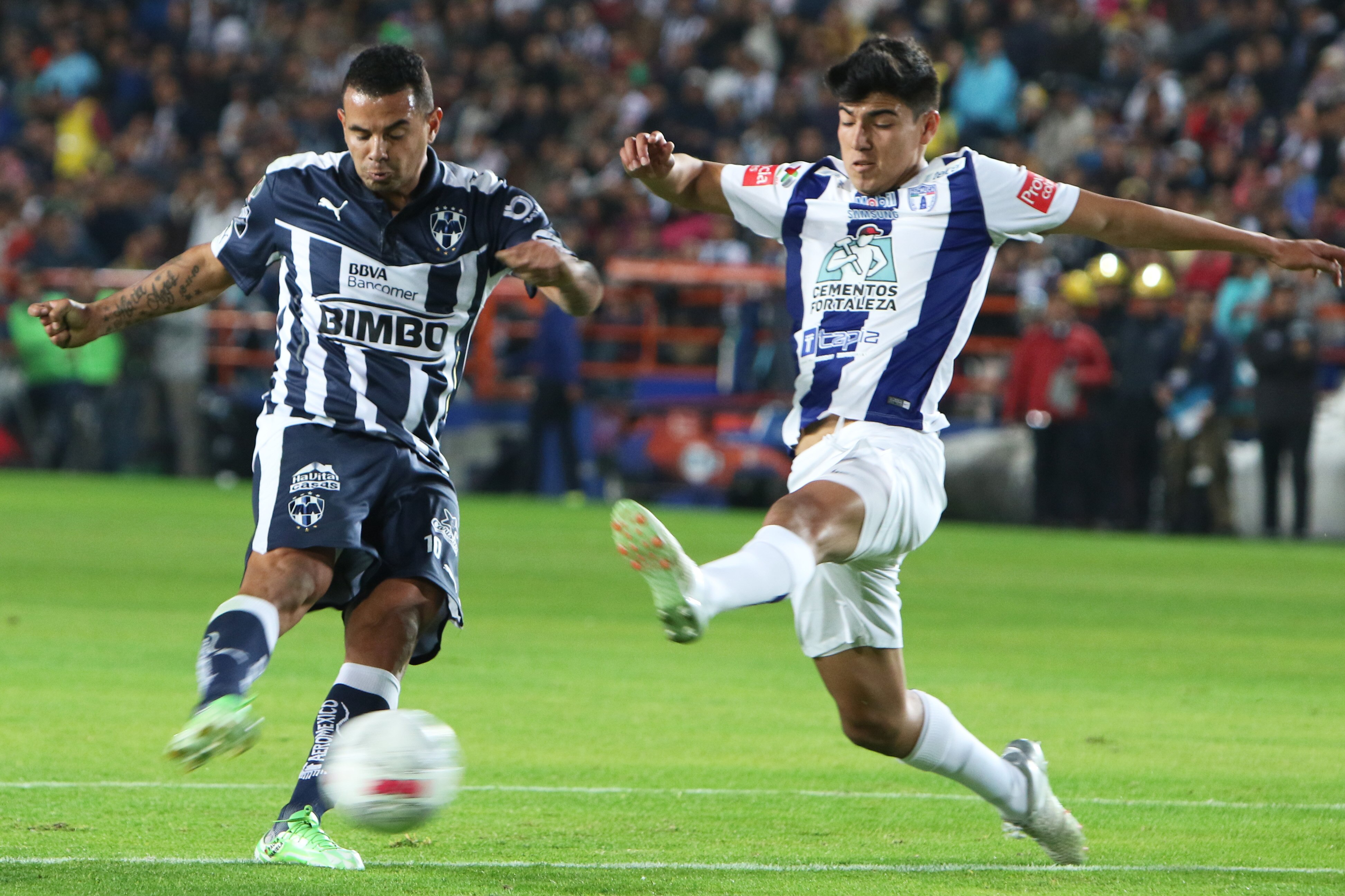 Pachuca, Hidalgo, 30 de enero de 2016. , durante el partido de la jornada 4 del torneo Clausura 2016 de la Liga Bancomer MX, entre los Tuzos del Pachuca y los Rayados del Monterrey, celebrado en el estadio Hidalgo. Foto: Imago7/Luis Cruz Pachuca, Hidalgo, 30 de enero de 2016. , durante el partido de la jornada 4 del torneo Clausura 2016 de la Liga Bancomer MX, entre los Tuzos del Pachuca y los Rayados del Monterrey, celebrado en el estadio Hidalgo. Foto: Imago7/Luis Cruz