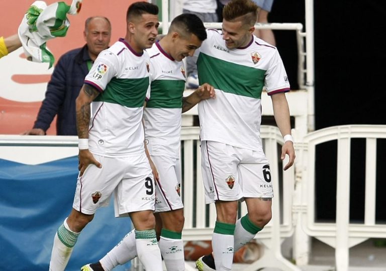 Elche, durante un partido de la Liga Adelante Elche, durante un partido de la Liga Adelante
