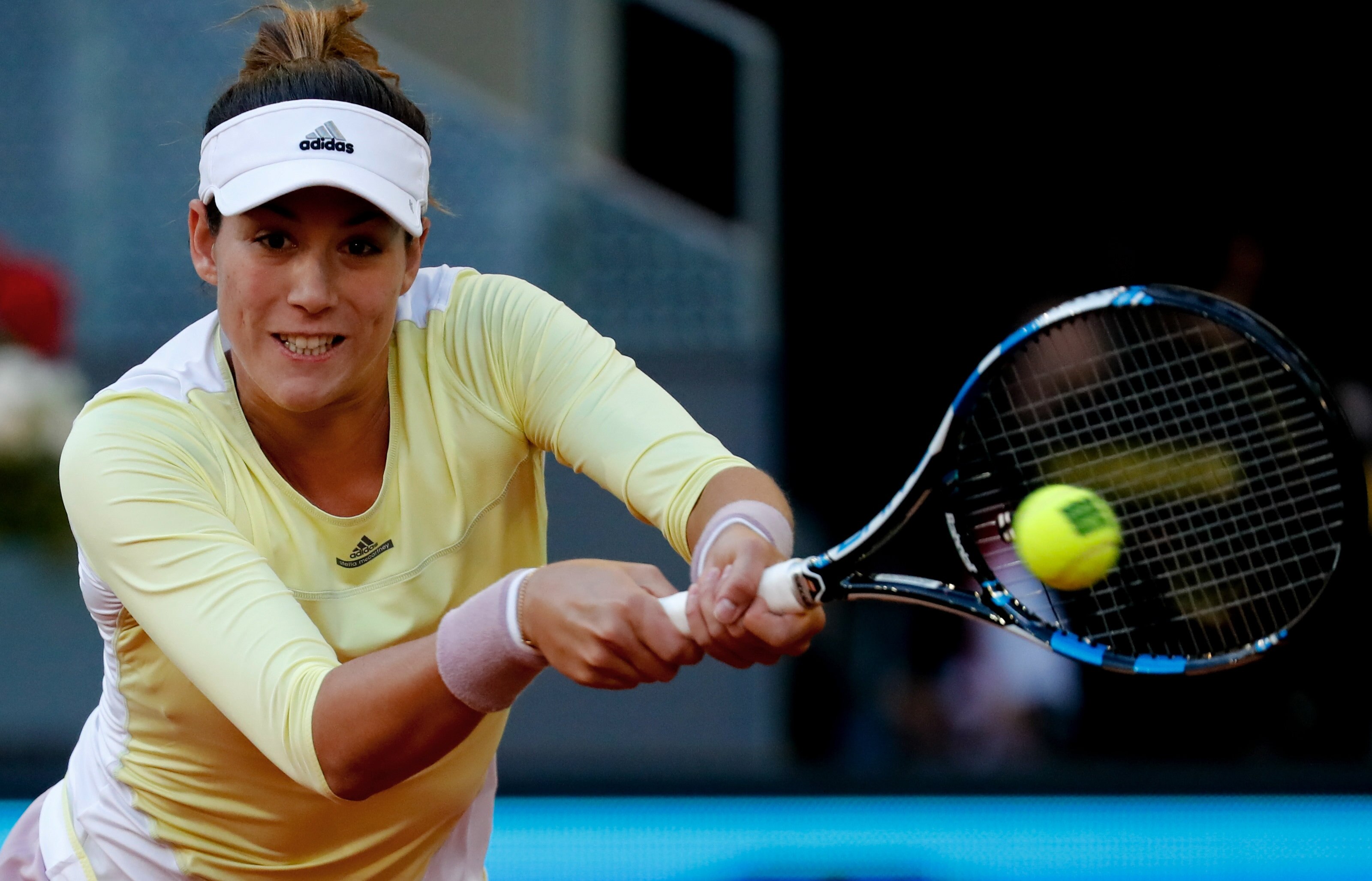 Fotografía de Garbiñe durante el partido contra Begu en segunda ronda del Madrid Open 2016