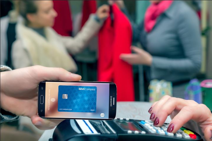 clientes smartphone samsung android pago tarjeta credito debito prepago bbva compass Fotografía de clientes smartphone samsung android pago tarjeta credito debito prepago bbva compass