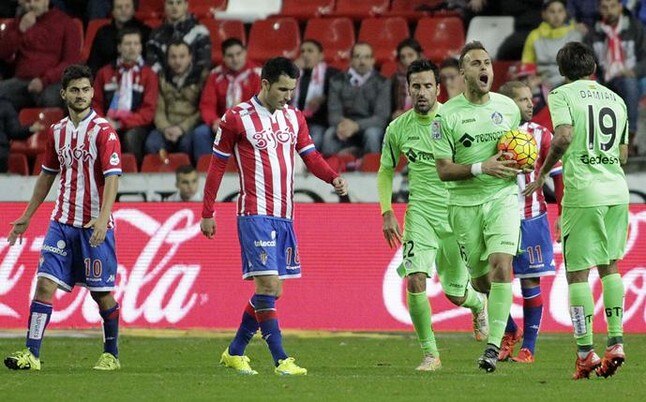 Sporting y Getafe, durante un partido de la Liga BBVA | Foto: EFE Sporting y Getafe, durante un partido de la Liga BBVA | Foto: EFE