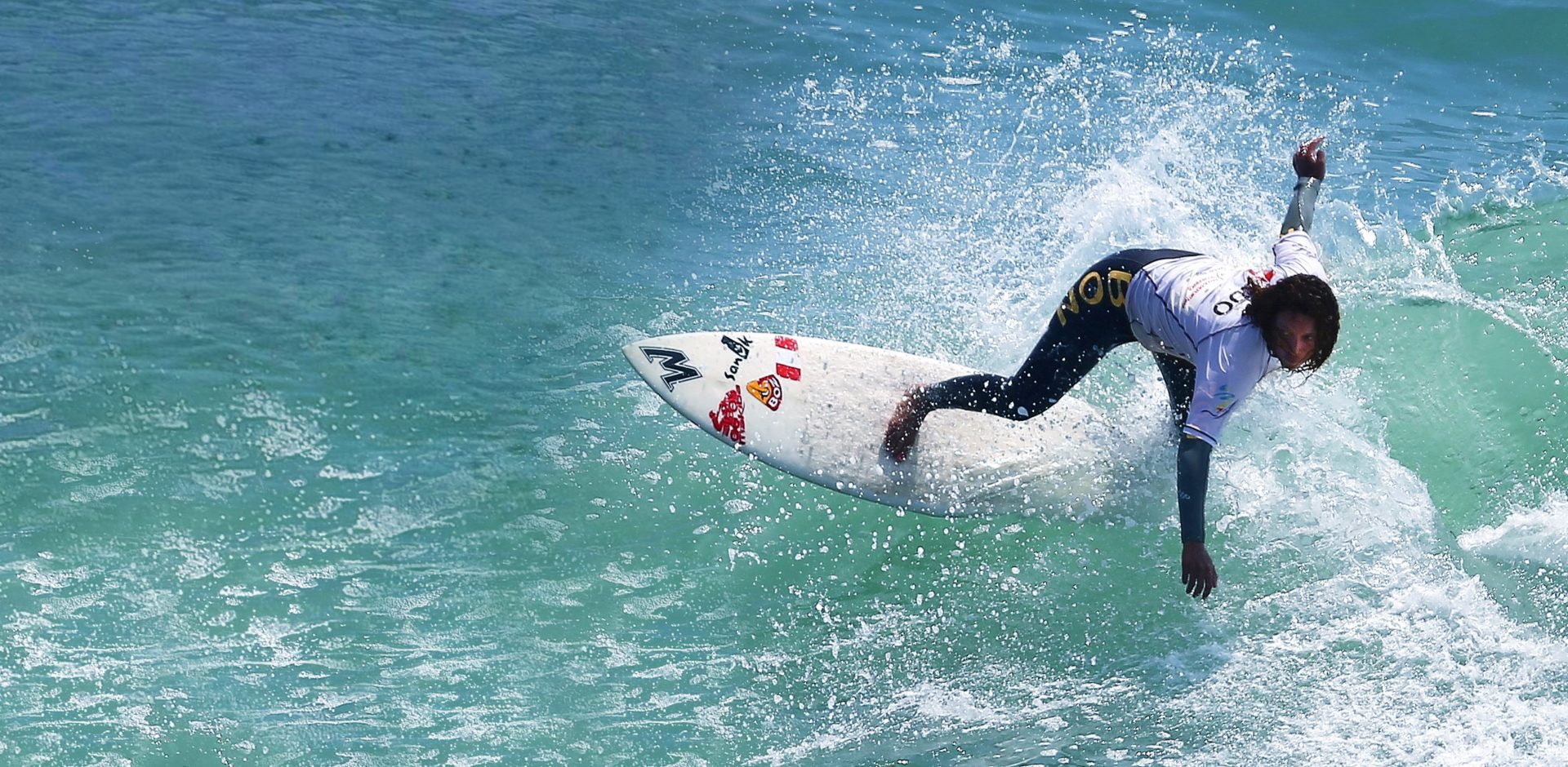 Analí Gómez, campeona mundial de surf.