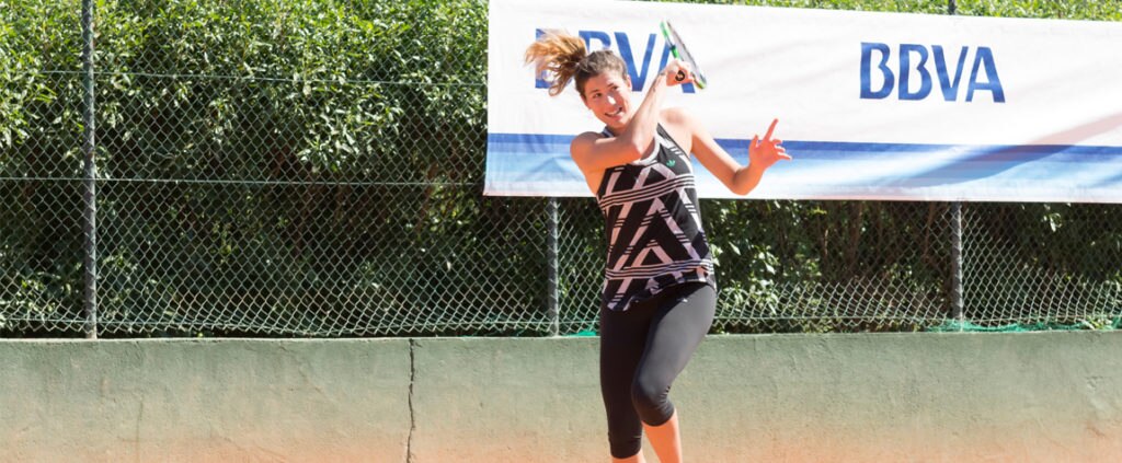 Garbiñe Muguruza embajadora de BBVA jugando Garbiñe Muguruza embajadora de BBVA jugando