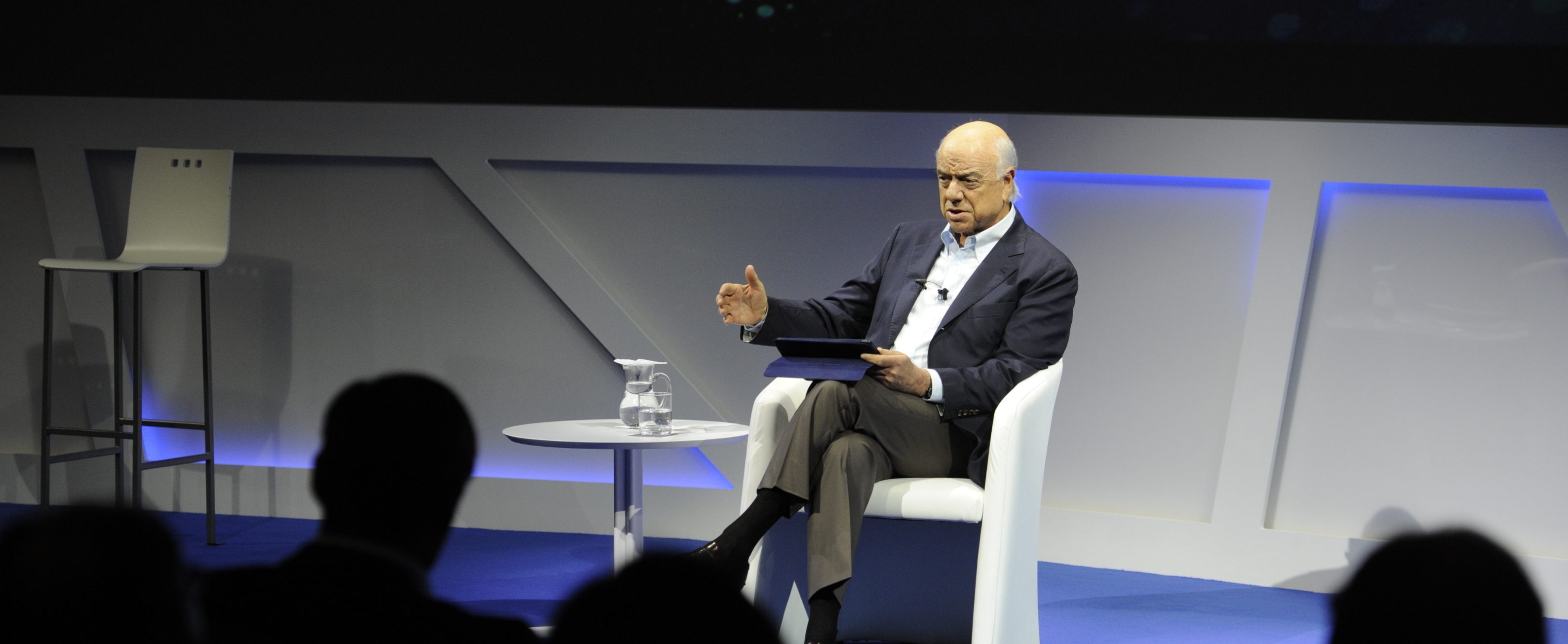 BBVA comparte con sus empleados la estrategia del Grupo en un evento virtual global BBVA comparte con sus empleados la estrategia del Grupo en un evento virtual global