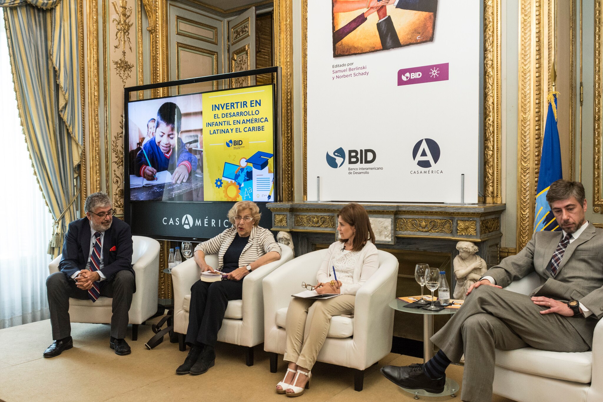 Jose Juan Ruiz, Manuela Carmena, Inmaculada Gomez Lobo y Samuel Berlinski Fotografia de Jose Juan Ruiz, Manuela Carmena, Inmaculada Gomez Lobo y Samuel Berlinski bbva