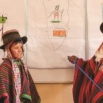 Fotografía de niños del programa Leer es estar adelante de la Fundación BBVA Continental en una escuela de Ayacucho.