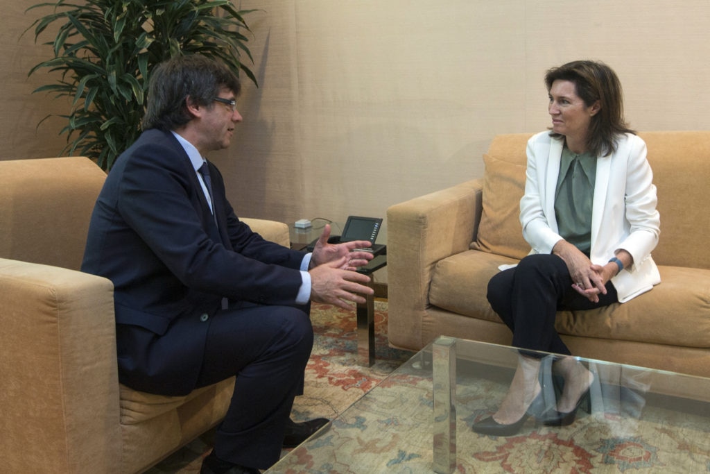 BBVA, Generalitat de Catalunya, vivienda, alquiler social, cesión de viviendas, banca responsable, cristina de parias, carles puigdemont Convenio BBVA Generalitat vivienda