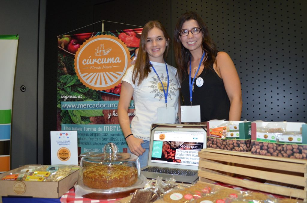 Emprendedoras de la empresa Cúrcuma Emprendedoras de la empresa Cúrcuma