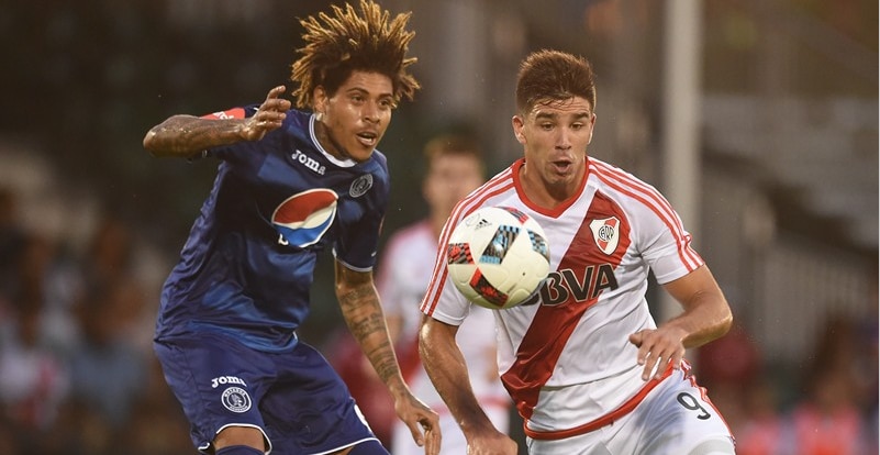 Giovanni Simeone, jugador de River Plate, durante un amistoso | Foto: Prensa River Giovanni Simeone, jugador de River Plate, durante un amistoso | Foto: Prensa River