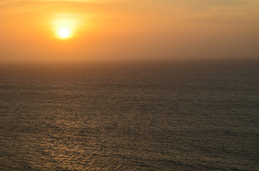 Atardecer desde El Cabo de La Vela, La Guajira donde BBVA se ha vinculado con aportes a comunidades de Bahía Portete El Cabo de La Vela, La Guajira