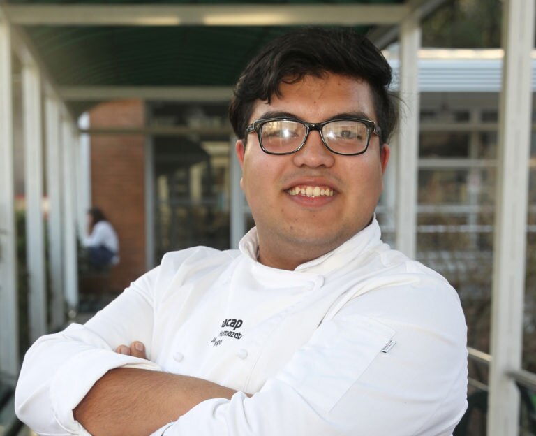 Fotografía de Jonathan Hormazabal estudiante chileno que asistirá durante la Gira BBVA- El Celler de Can Roca 2016 ©Ernesto Zelada - Xpress Media