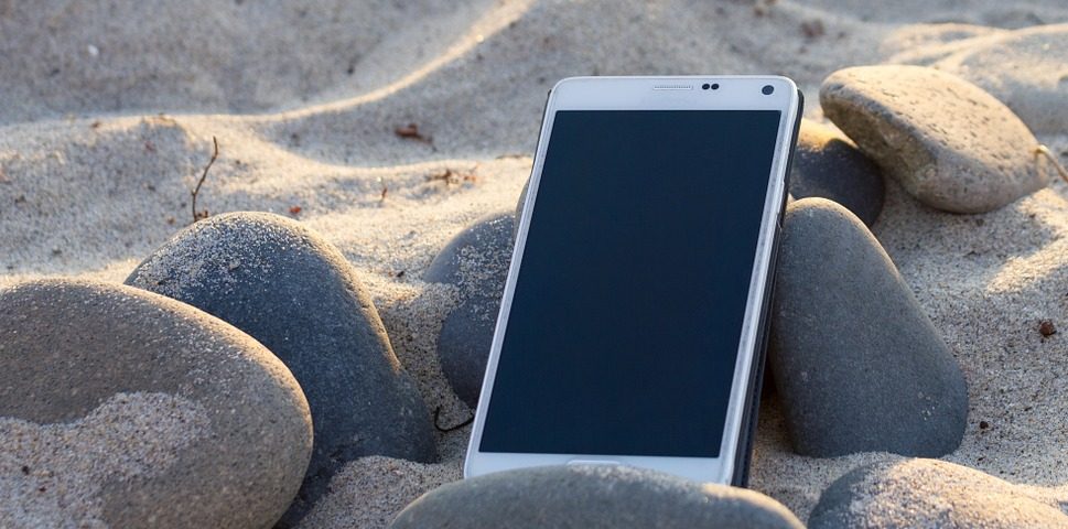 playa mar móvil tecnología turismo recurso