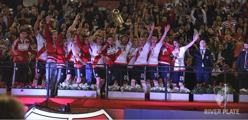 River Plate celebra la Recopa Sudamericana conquistada | Foto: Diego Haliasz / Prensa River River Plate celebra la Recopa Sudamericana conquistada | Foto: Diego Haliasz / Prensa River