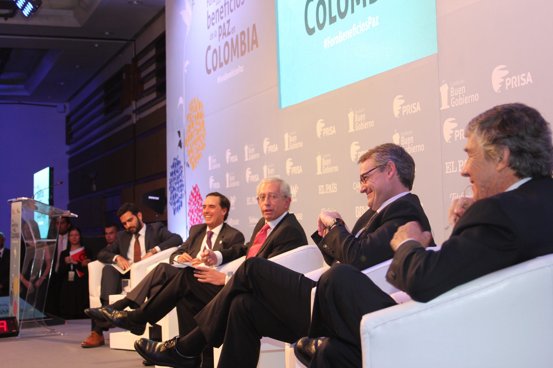 Fotografía de la Mesa redonda, economía en el posconflicto