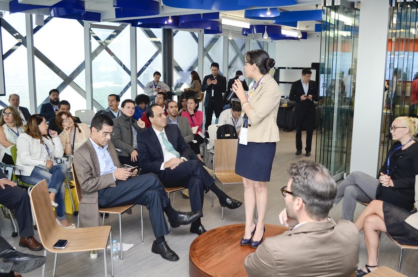 Ponencia dentro del Centro de Innovación de Bancomer Ponencia dentro del Centro de Innovación de Bancomer