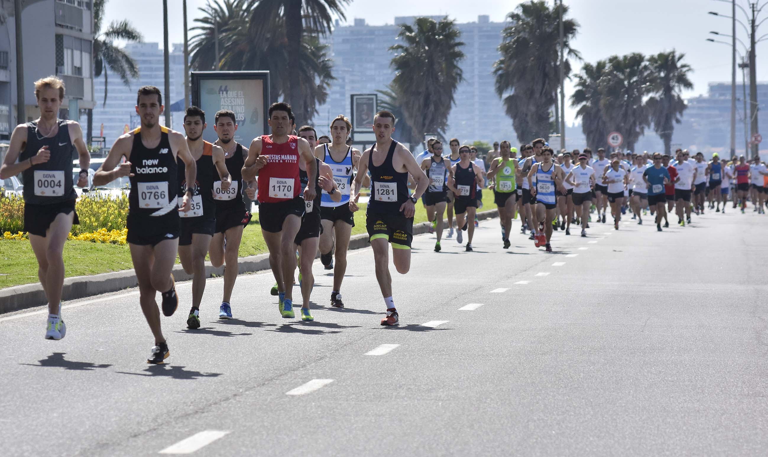 Corredores carrera 7K BBVA Uruguay Corredores carrera 7K BBVA Uruguay