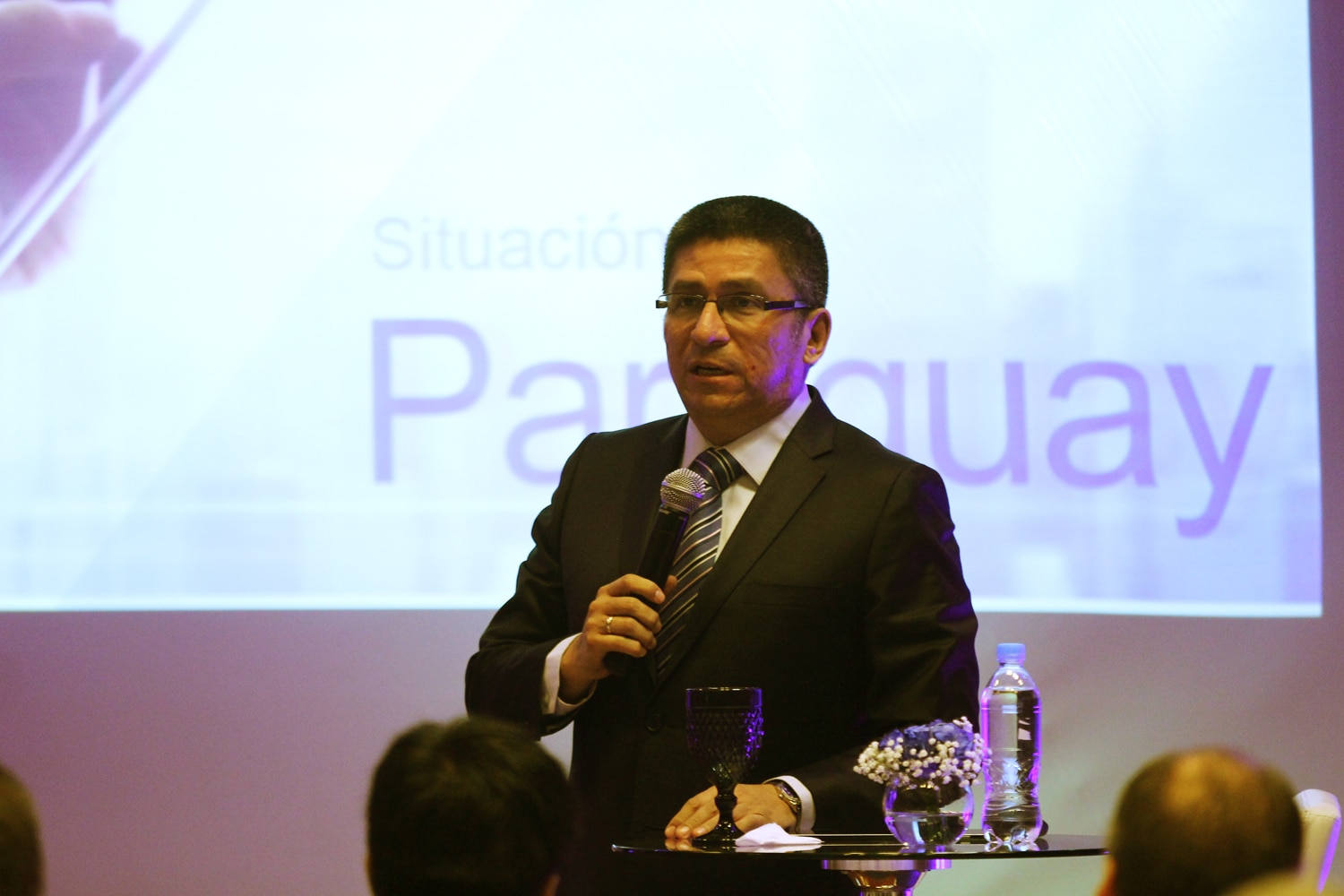 Hugo Perea, de BBVA Research, en Paraguay Hugo Perea, de BBVA Research, en Paraguay