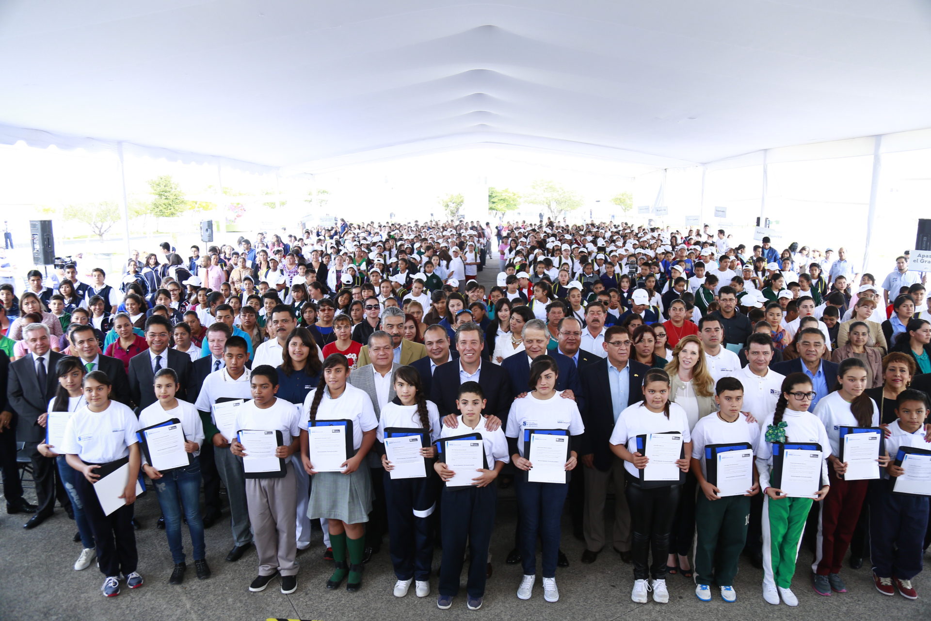 Entrega de Becas Programa 