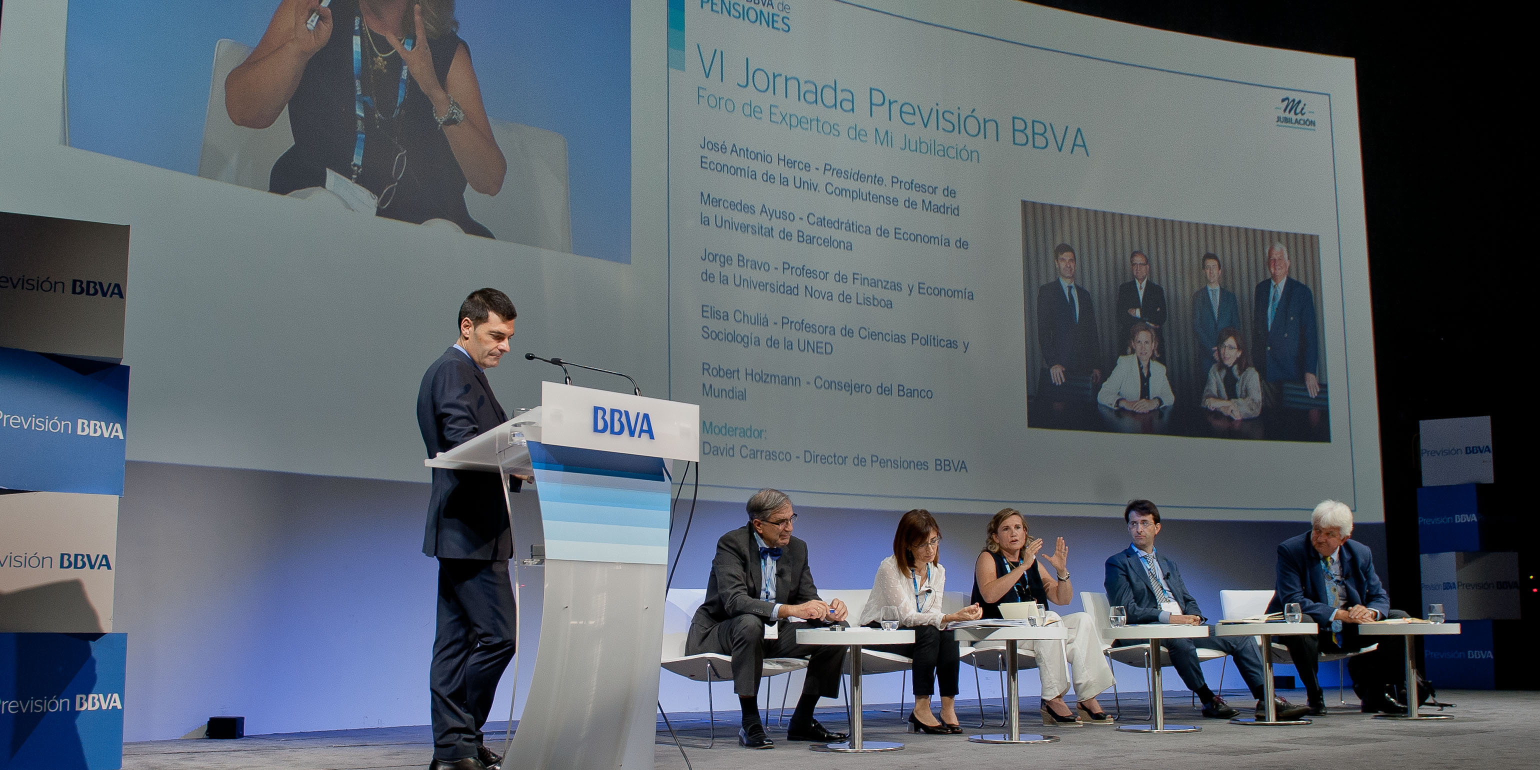 Fotografía de VI Jornada de Previsión BBVA 2016 Panel del Foro de Expertos del Instituto BBVA de Pensiones, David Carrasco, José Antonio Herce, Elisa Chuliá, Mercedes Ayuso, Jorge Bravo, Robert Holzmann