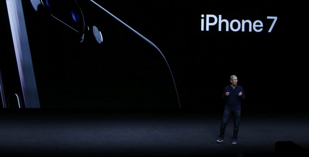 Tim Cook durante la presentación del nuevo iPhone7