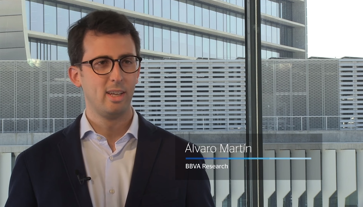 Fotografía de Álvaro Martín, BBVA Research, economía, fintech, sector financiero, bancos, BBVA, explicación