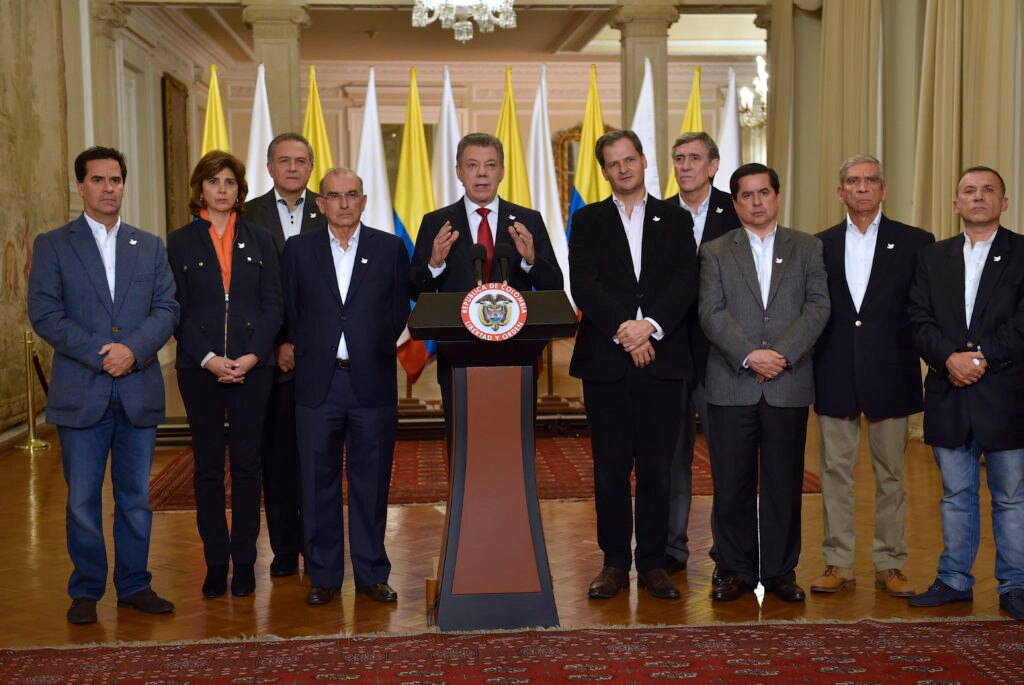 Votacion Plebiscito paz Colombia, 02 de octibre de 2016, Juan Manuel Santos Imagen de Votacion Plebiscito paz Colombia, 02 de octibre de 2016, Juan Manuel Santos